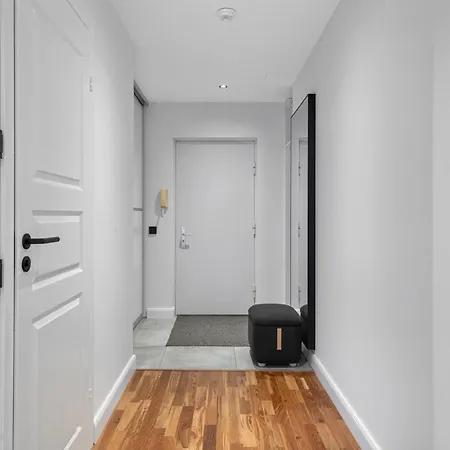 Central, Stylish, View, 10 Min To Old Town Appartement