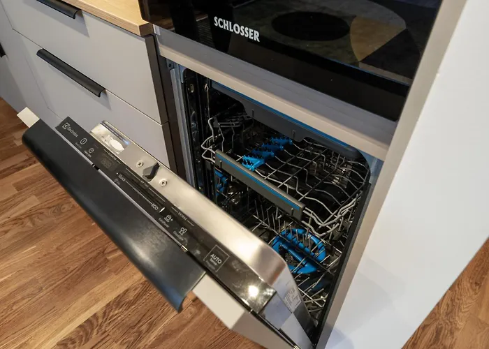 Apartament Central, Stylish, View, 10 Min To Old Town *